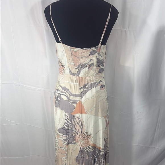 Wilfred Aritzia Cream Sheath Maxi Dress Sleeveless Size 4 - Picture 10 of 14